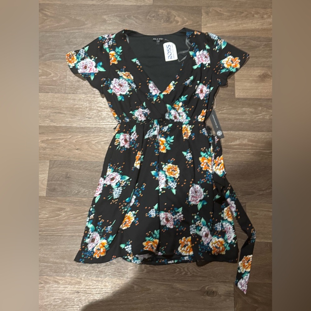 NWT As U Wish Black Floral Dress Medium